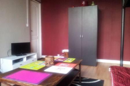 Studio Near Paris Metro Robespierre Bagnolet Bagian luar foto
